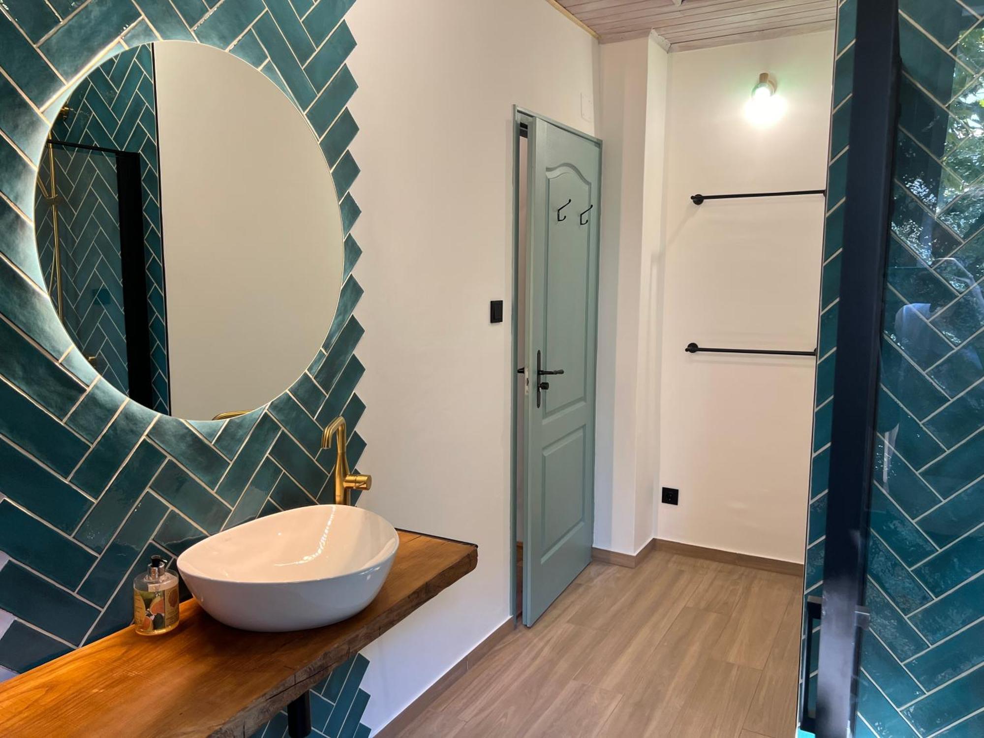 Bor Es Kenyer Hotell Hegymagas Exteriör bild