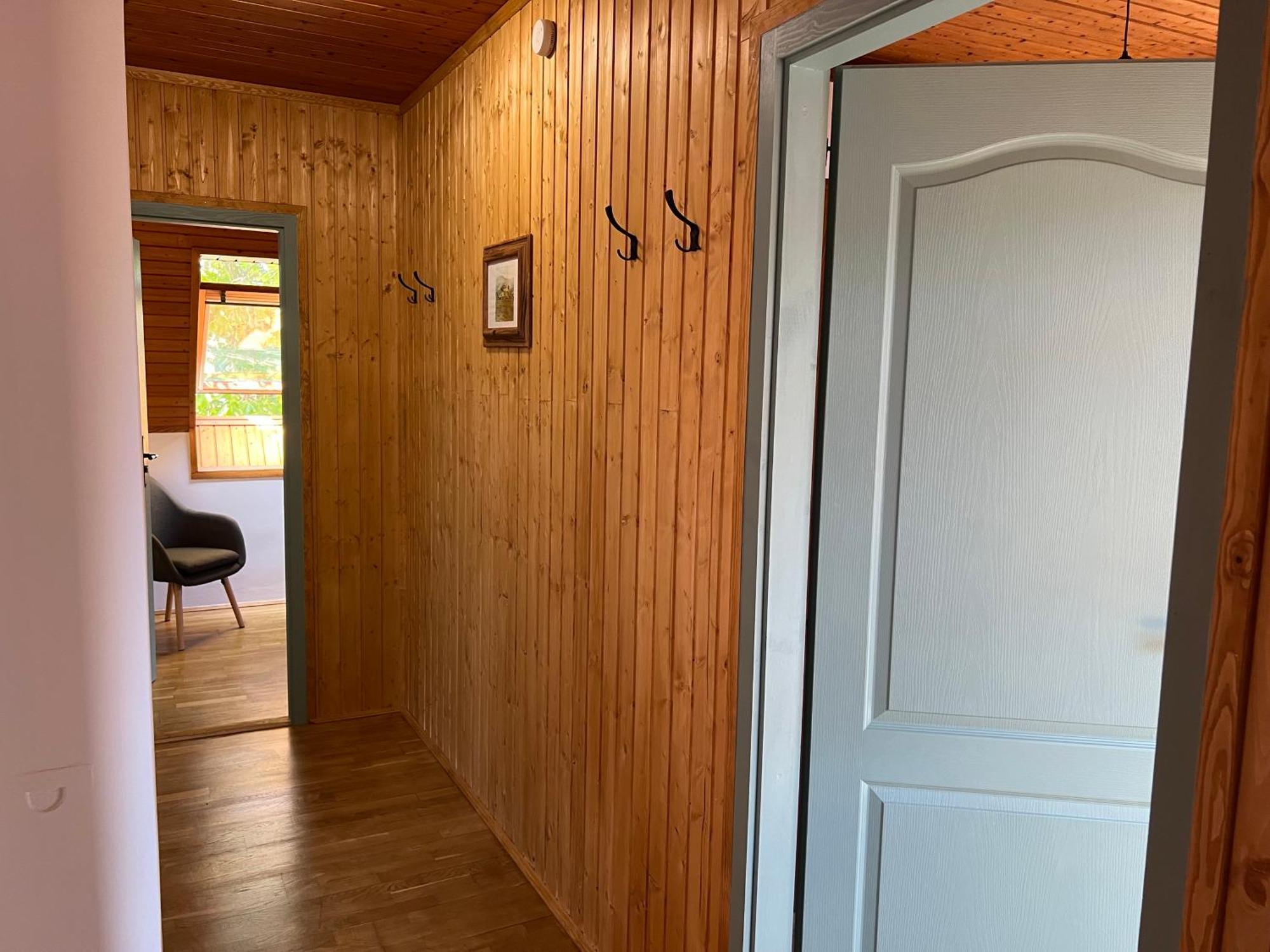 Bor Es Kenyer Hotell Hegymagas Exteriör bild